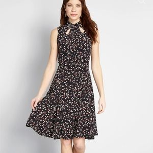 Modcloth Enjoy Every Moment Sleeveless Dress Size 10